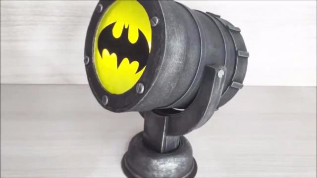 创意手工diy—超酷的蝙蝠侠信号灯