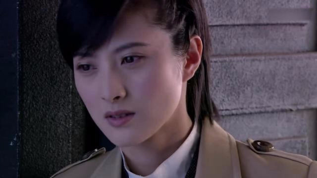 喋血孤岛:红叶不愿多提自己的身份,是个苦命的女子!