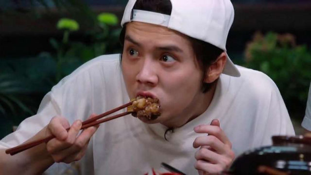 向往:陈赫坐下就开始吃饭,鹿晗吃到停不下来,开始疯狂向大家安利!