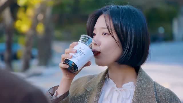 女神降临林周京的姐姐霸气帮助班主任修车谁知班主任被她迷住了