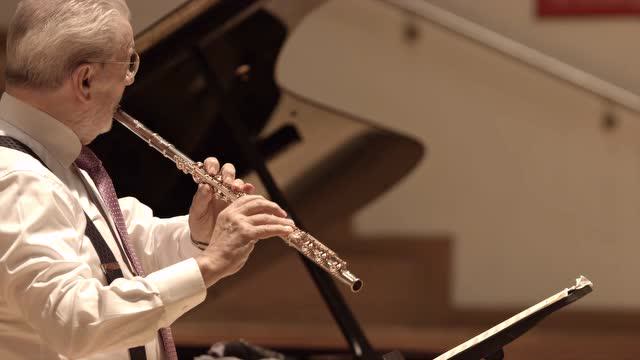 james galway演奏沙米娜德《长笛小协奏曲》op.107