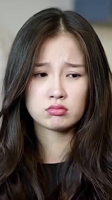 这个女生真的太会作啦,不过也特别的可爱啦