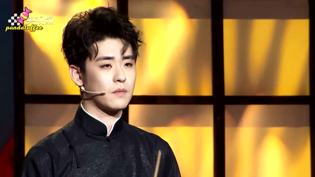 张云雷桃李芳菲梨花笑怎比我枝头春意闹来听听张云雷唱的何必西天万里