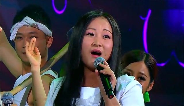 贾玲模仿秀大赏:贾玲现场模仿最胖杨钰莹,毛宁台下笑坏了