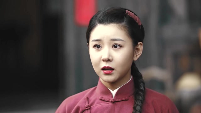 《百炼成钢》春苗:"俺男人在哪,俺就得在哪儿"