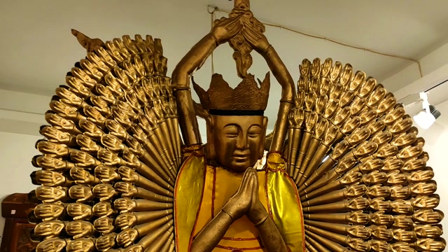 开封"灯笼张"千手千眼佛灯