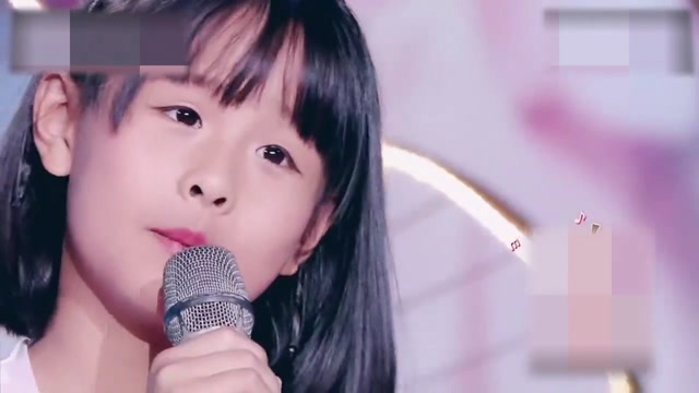 韩依霖参加央视童声唱,演唱《声声慢》超清新治愈