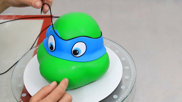 忍者神龟造型的翻糖蛋糕,是不是很像呢