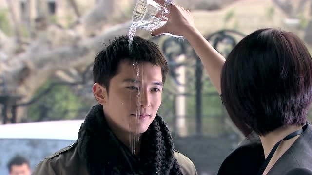 邱泽,被戚薇用水淋头的感觉怎么样啊