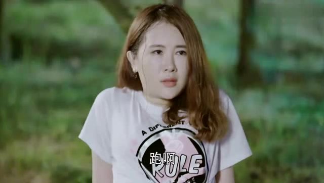 《变身女友》林雨彤暴力人格救人!这开车技术也是蛮6