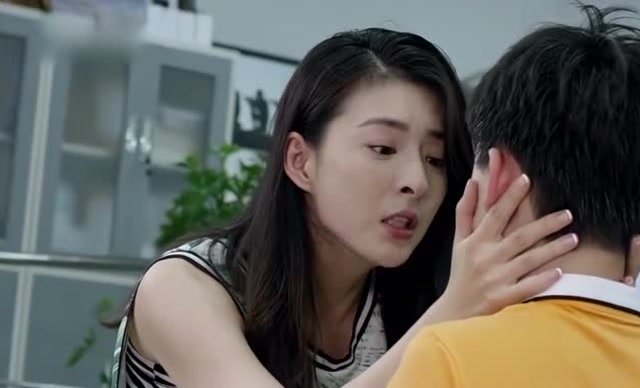 《走火》米露终于见上儿子,这下儿子可算是圆梦了