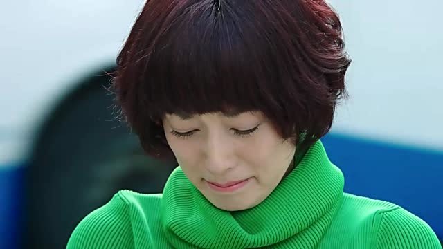 我的前半生:凌玲气得摔袖而去,子君傻傻地站在原地,她泣不成声!