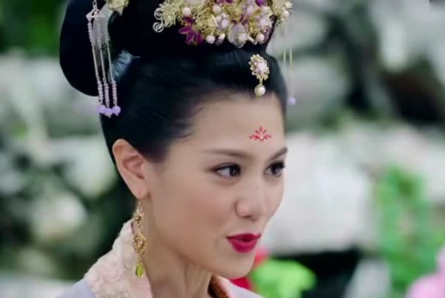 宫心计2深宫计郑昭仪滑胎流产,李隆基崩溃,皇后得意洋洋的泡澡