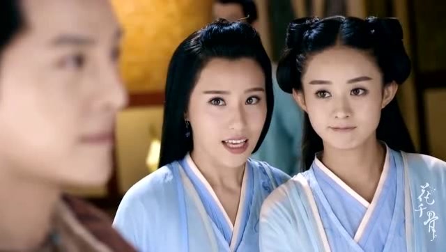 花千骨:轻水这是犯起花痴啦,人家不过看了她一眼,瞧把她激动的