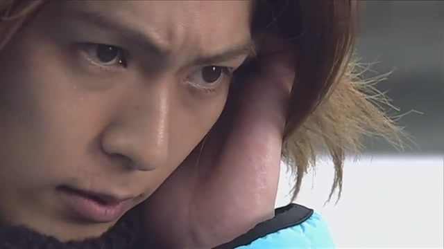 假面骑士龙骑莫名其妙变身的真司莲你这登场帅啊