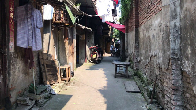 四川南充:充满城市记忆的小巷,城市变迁的缩影,尽显市井百态!