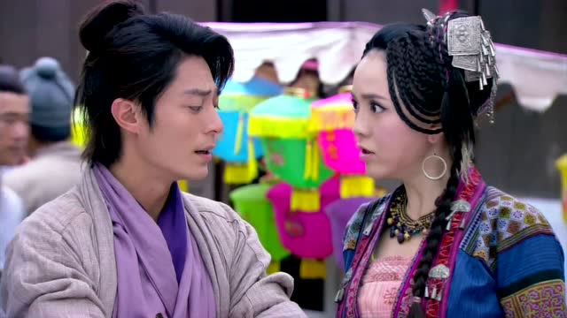 蓝凤凰找到了令狐冲,便向恒山派要一千两的劳务费