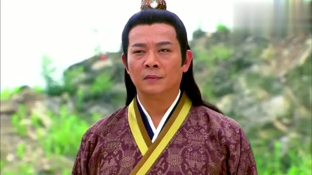 新白发魔女传:何鄂华差点成了慕容冲的剑下魂