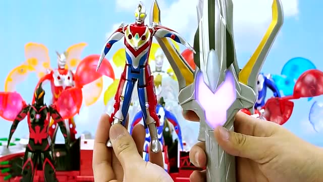 风之蛋龙戴拿奥特曼,没想到奥特曼变身这么炫酷