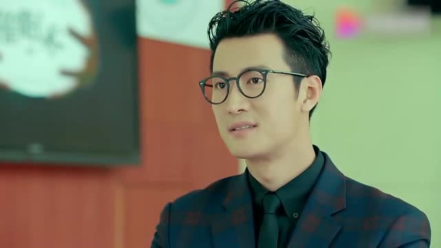 美人为馅:冷面被教授催眠,误进女厕所,催眠术真强大呀