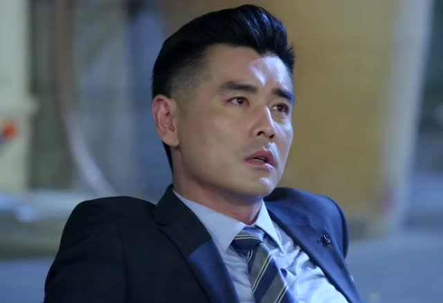 梅花儿香:失忆后的程友信喜欢上了梅花,而梅花却要放弃友信