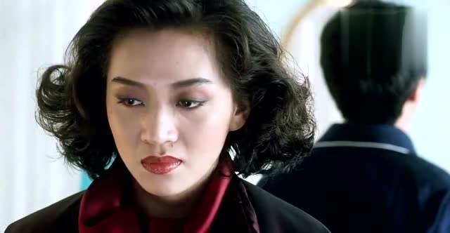 《逃学威龙》警察互殴,周星驰找线索,周星驰梅艳芳两人各怀鬼胎