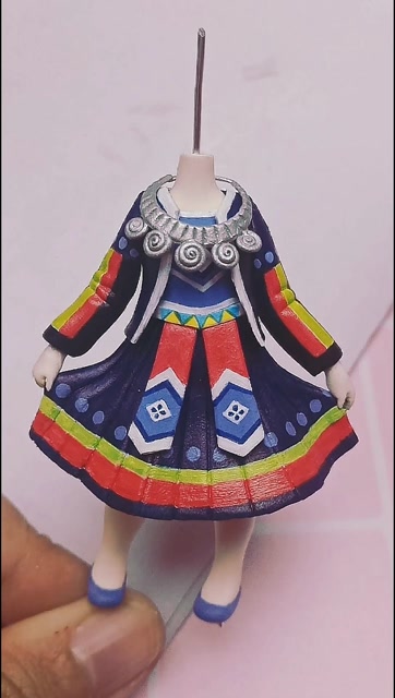 苗族小妹超轻粘土