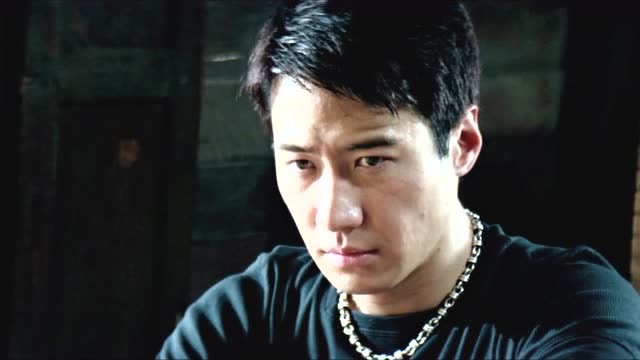 真心英雄黑帮老大逃到泰国求大师帮忙黎明帅气出场