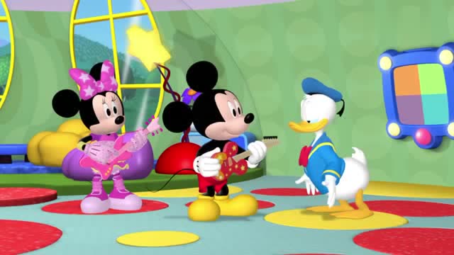 米奇妙妙屋:米妮希望在乐团大战中表演,米奇表示和米妮一起表演