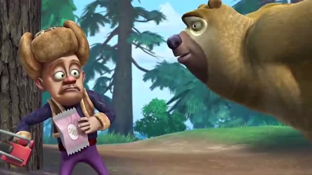 光头强给熊二吃了一颗棉花糖后,这表情好可爱呀