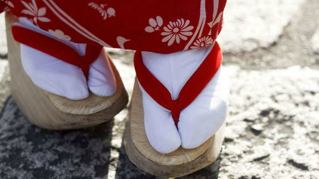 日本人穿木屐的原因到底是啥?原因怪不好意思说