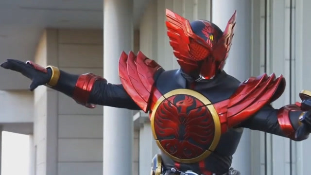 假面骑士:kazari进化成最强形态,ooo变身凤凰形态才勉强击退!