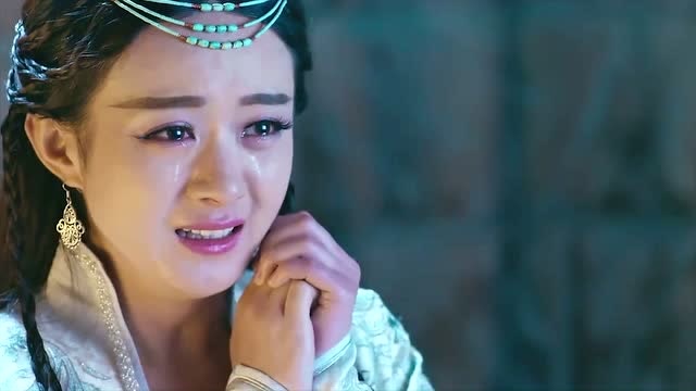 蜀山战纪紫英哭着扑到父亲的怀里把自己怀孕的事情说了出来