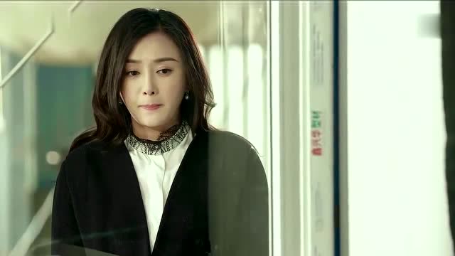 咱们相爱吧:春妮看到婷婷在一起,回忆起很多陈年往事