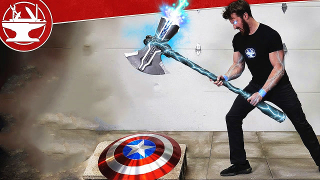 牛人自制复联三雷神暴风战斧砸向美队盾牌的瞬间老外看楞了