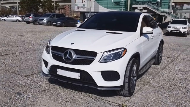 2019款奔驰gle 350d到货,外观内饰全面升级,还需要考虑奥迪q7?