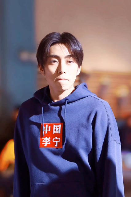 分享一个最近很稀罕的中戏在读新人演员朱超艺 !