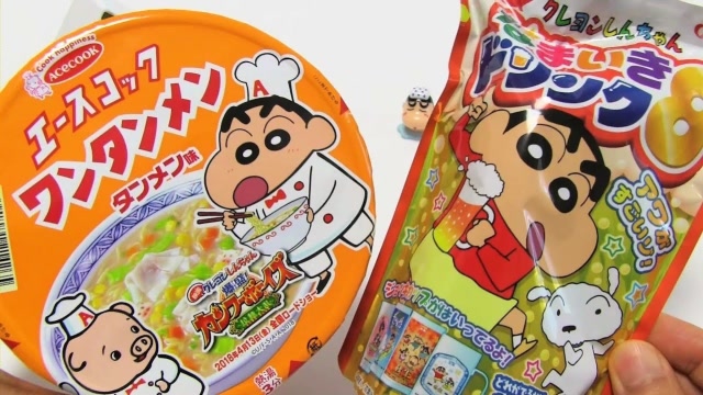 "蜡笔小新"牌的泡面,饮料尝过吗?快跟我一起拆开看看吧!