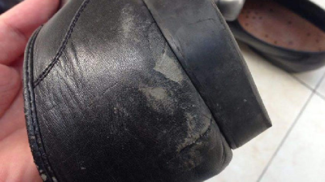 皮鞋蹭破皮怎么办?教你一诀窍,在家就能修复,就像新鞋一样