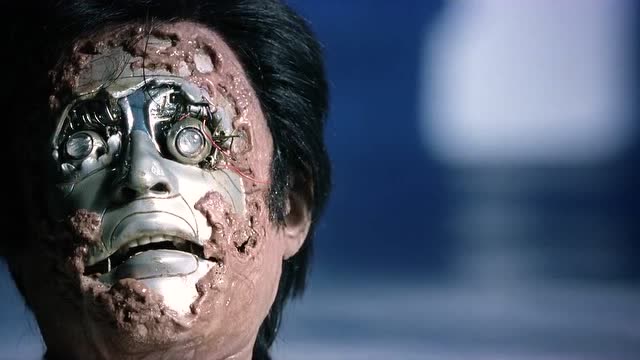 博士亲手毁了机器人七弟,可怜的七弟,因为爱而丧命!