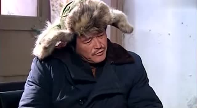 马大帅:日子真惨!马大帅被追债的堵家门,无奈只得卖房偿还!