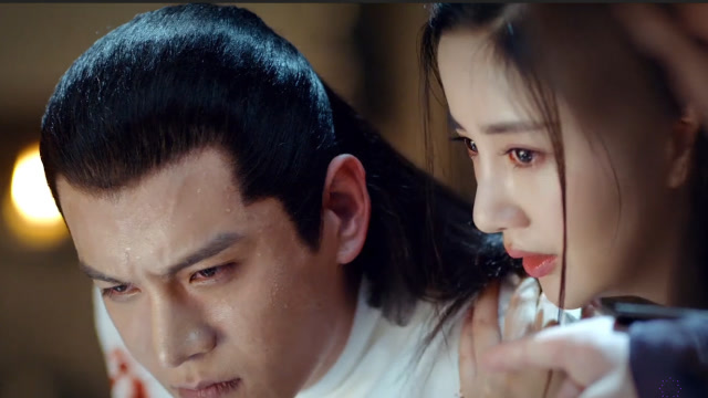 《白发》痕香一生爱而不得,傅筹贬低女儿一句话,令痕香难堪不已