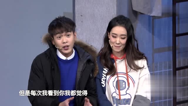 张小斐何欢小品《天生一对半》看一次笑一次!