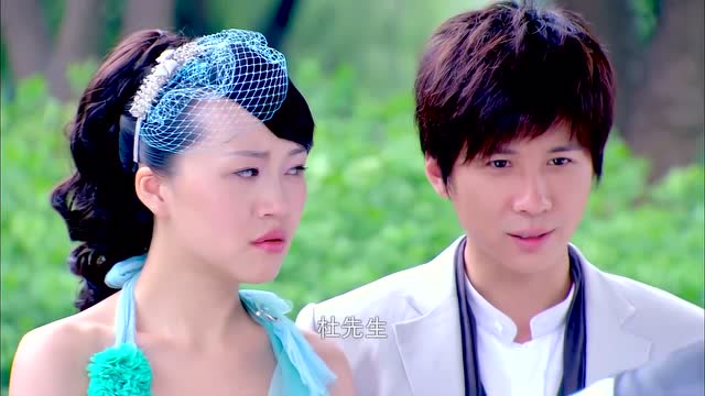 烽火佳人:杜若欢不坑爹杜家就不会有事,实力坑爹竟引狼入室