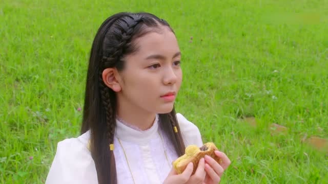 魔法x战士魔力纯心尤利娅也太可爱了连鲷鱼烧都没吃过