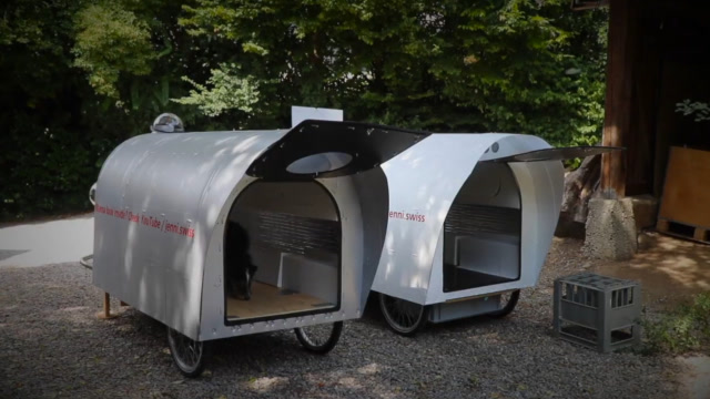 老外自制自行车房车,内部虽小但五脏俱全,网友:可以环游世界了