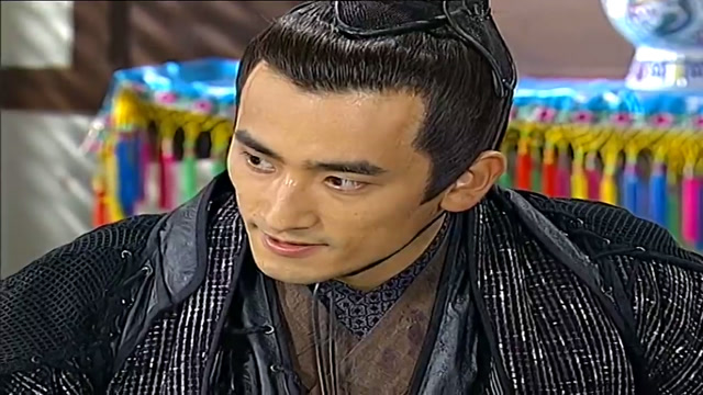 四大名捕:铁手丧失办案能力,得知死敌升官的消息,立马原地复活