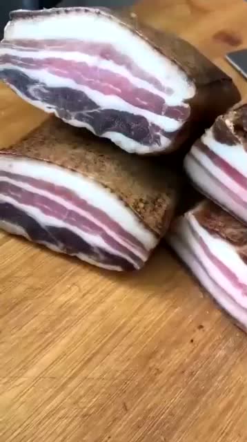 五花肉中的极品,仔细一数,竟然有六层!