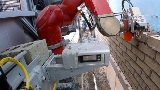 美国发明"砌砖"机器人,1天便可建一栋房子