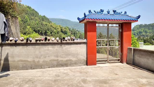 这就是农村的院墙